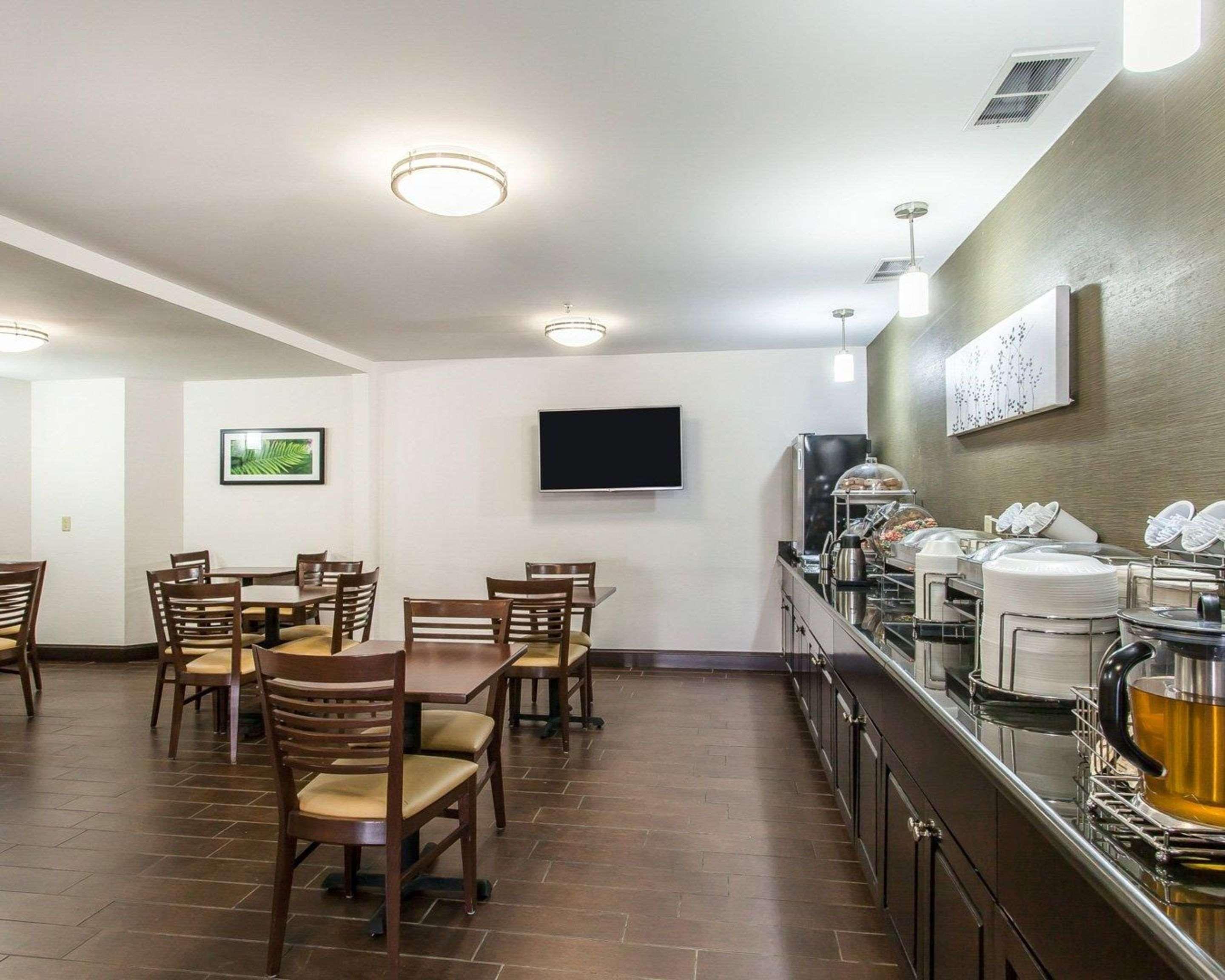 Sleep Inn & Suites Near I-90 And Ashtabula Austinburg Extérieur photo